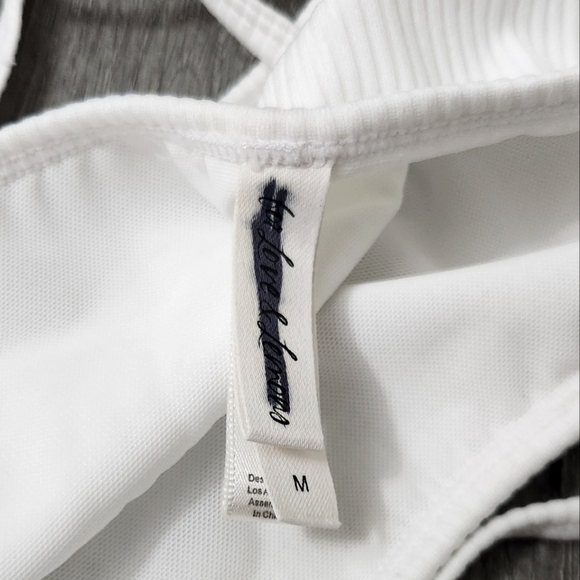 New!For Love and Lemons Chloe Sports Bra White Strappy One shoulder - Picture 5 of 6